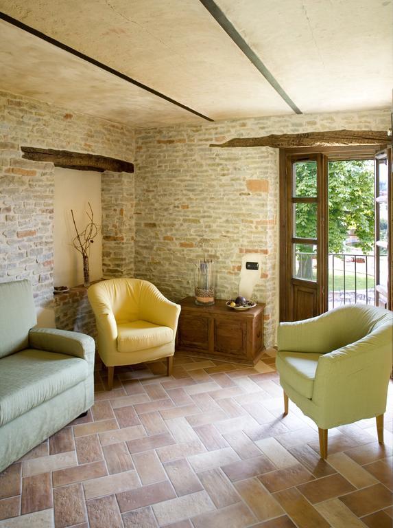 فندق Relais Montemarino Borgomale المظهر الخارجي الصورة