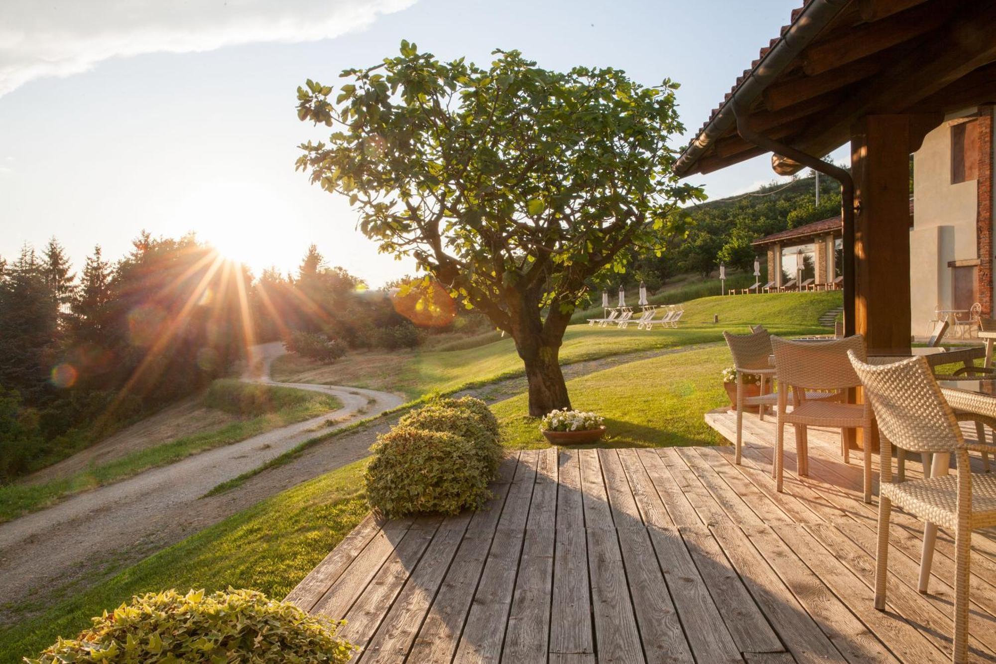 فندق Relais Montemarino Borgomale المظهر الخارجي الصورة