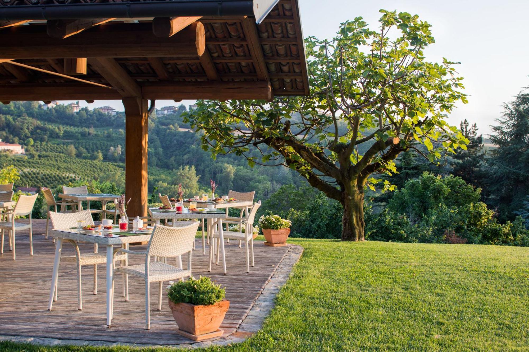 فندق Relais Montemarino Borgomale المظهر الخارجي الصورة