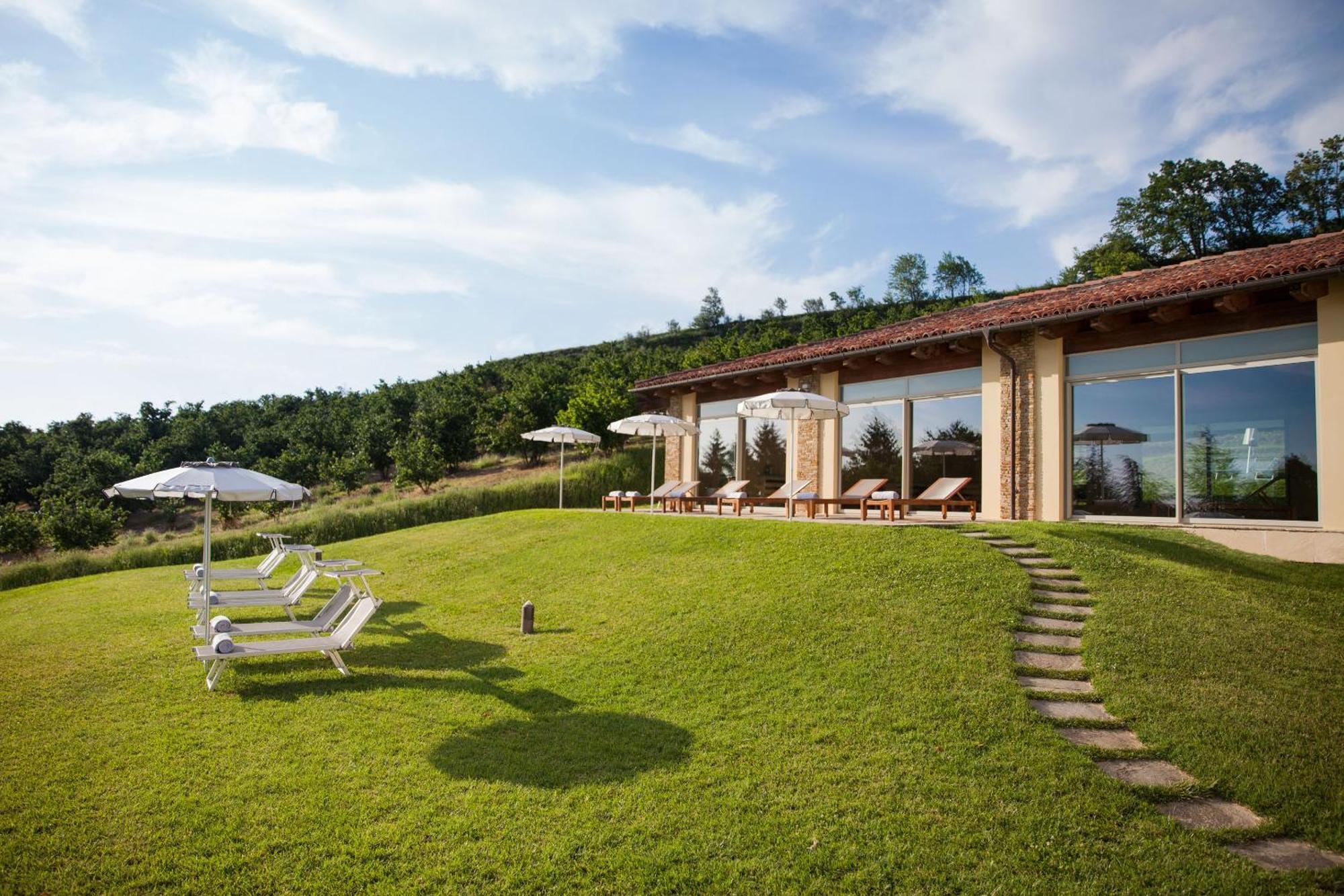 فندق Relais Montemarino Borgomale المظهر الخارجي الصورة