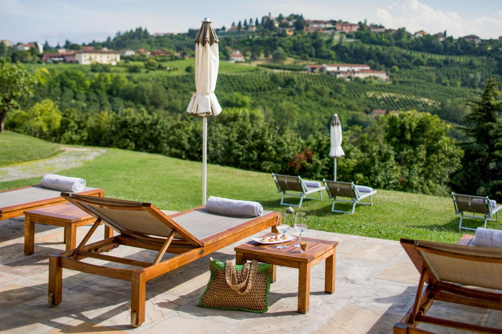 فندق Relais Montemarino Borgomale المظهر الخارجي الصورة