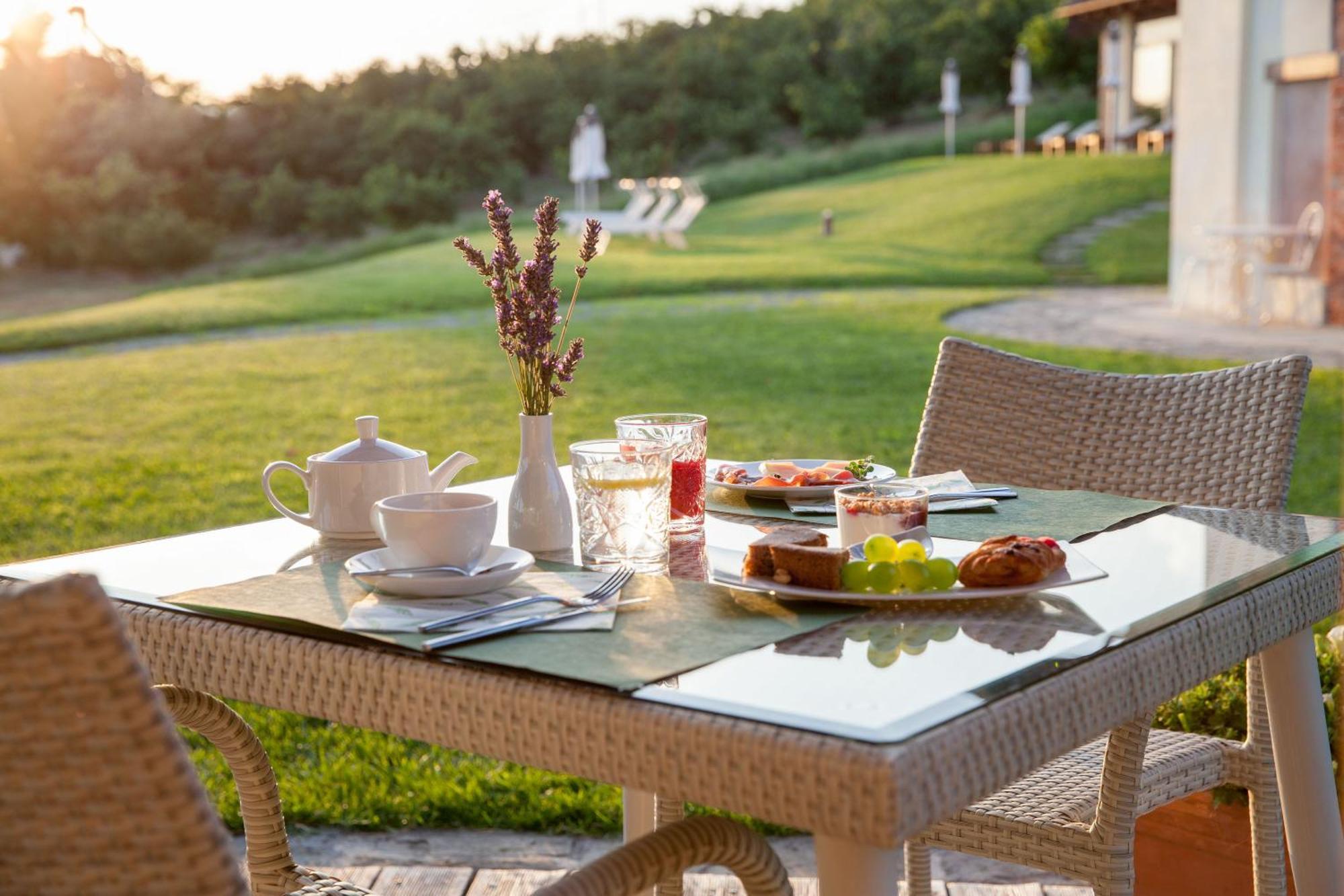 فندق Relais Montemarino Borgomale المظهر الخارجي الصورة
