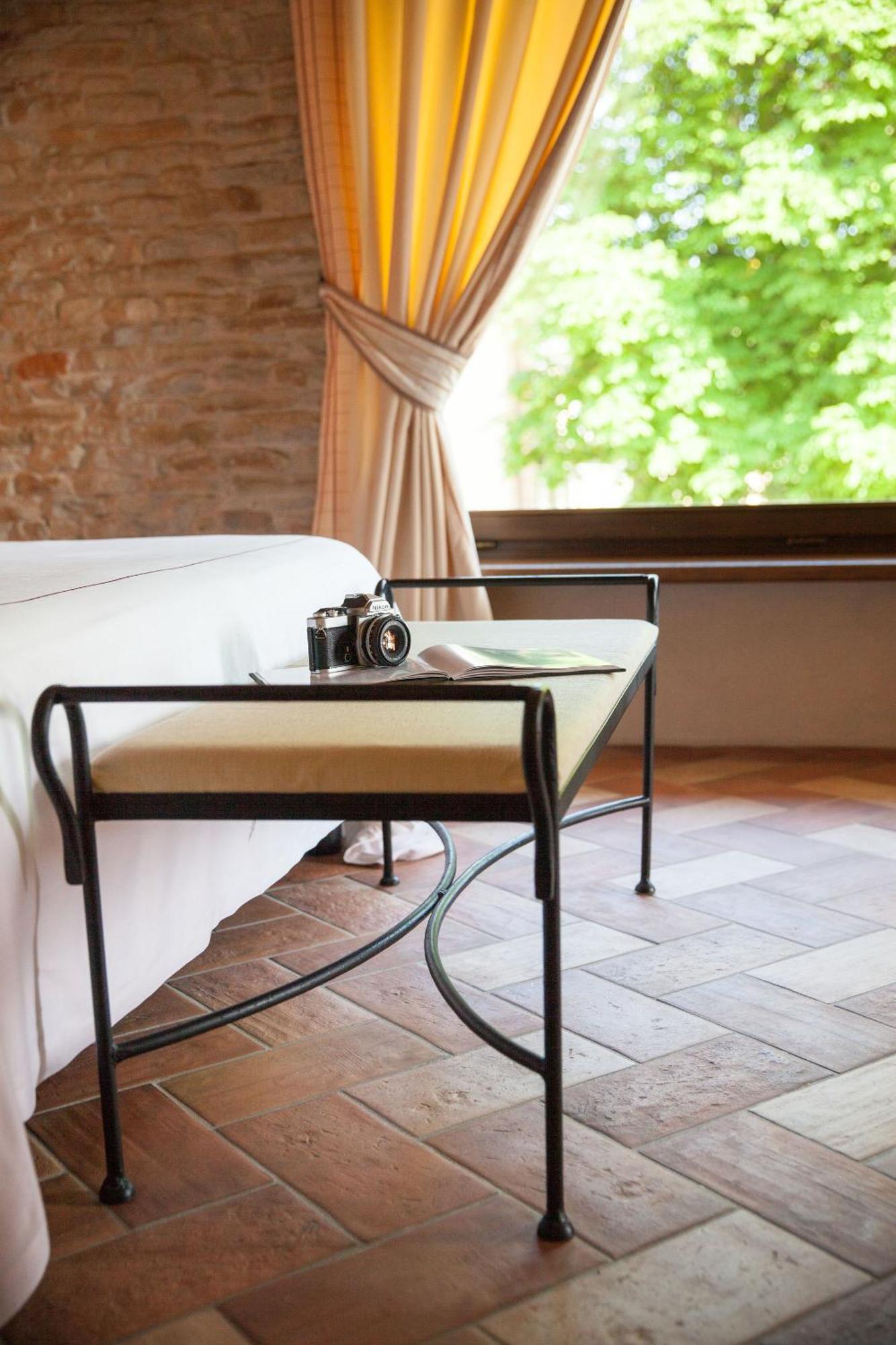 فندق Relais Montemarino Borgomale المظهر الخارجي الصورة