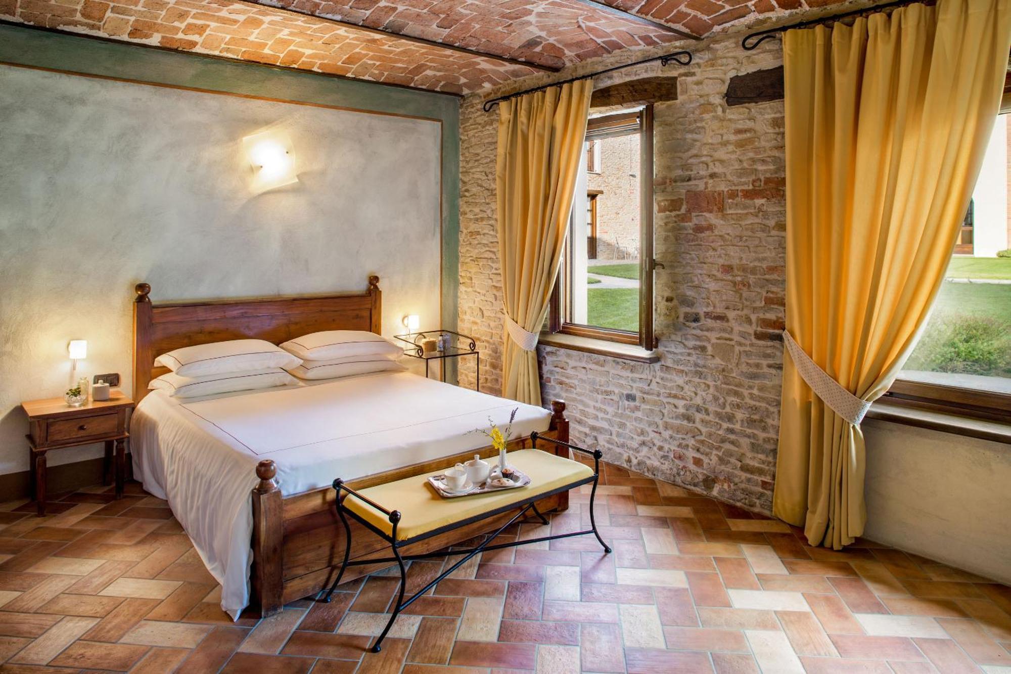 فندق Relais Montemarino Borgomale المظهر الخارجي الصورة