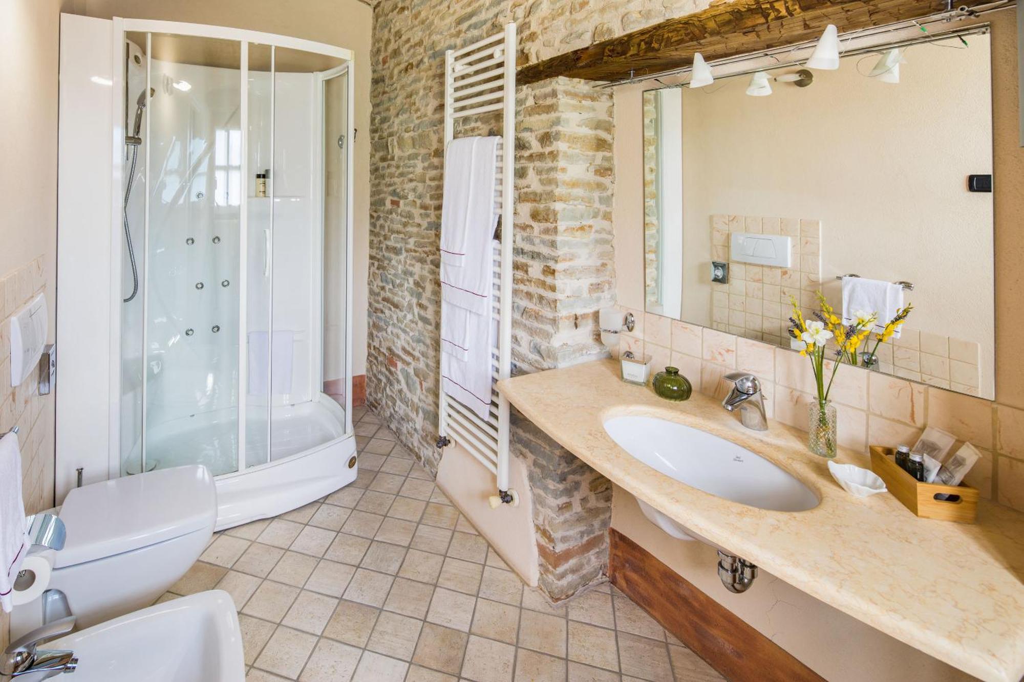 فندق Relais Montemarino Borgomale المظهر الخارجي الصورة