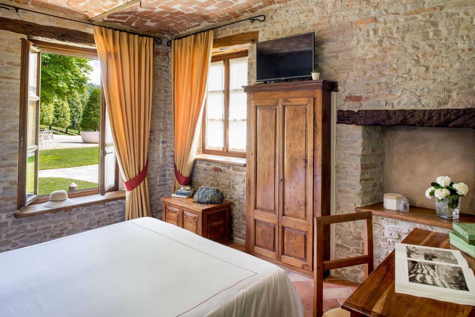 فندق Relais Montemarino Borgomale المظهر الخارجي الصورة