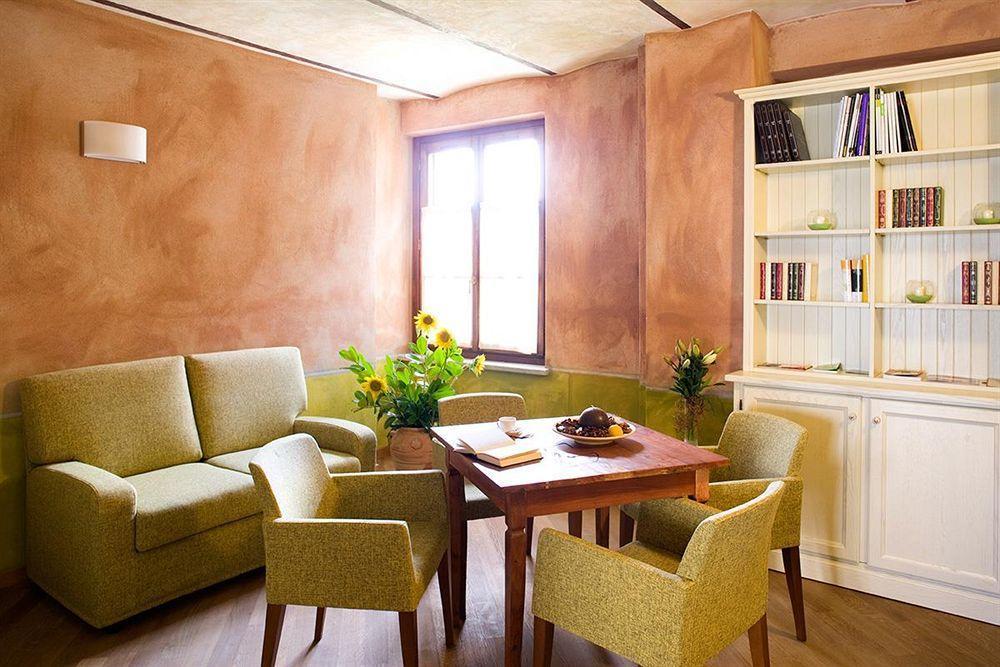 فندق Relais Montemarino Borgomale المظهر الخارجي الصورة