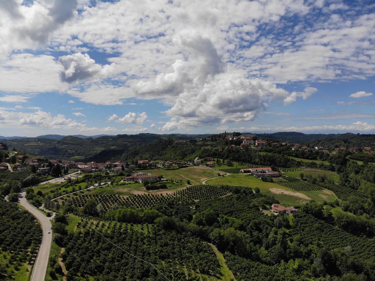 فندق Relais Montemarino Borgomale المظهر الخارجي الصورة